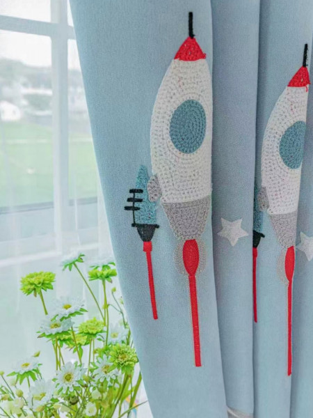 QY24H06E High Quality Fashion Children Chenille Embroidered Cute Astronaut Blue Custom Made Curtains(Color: Blue)