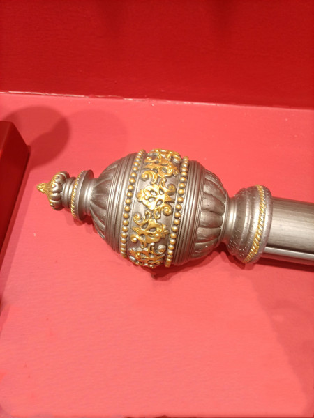 QYT71 Custom 2 Inches Diameter Wood Curtain Poles Gold Silver