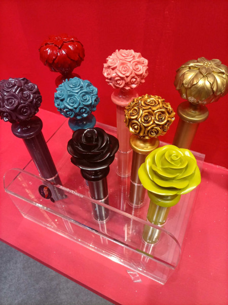 QYT80 Custom 1-3/8" Wooden Curtain Poles White Black Yellow Pink